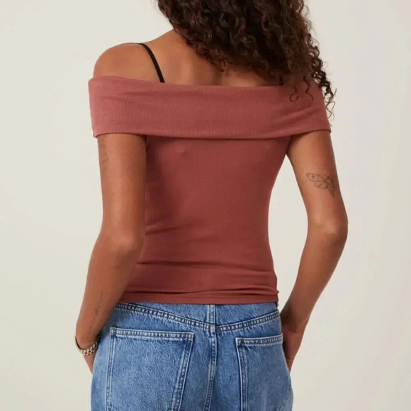 Cotton On Staple Rib Off The Shoulder Sleeve Blouse Top Dark Sepia Pink S NWT - Picture 2 of 7